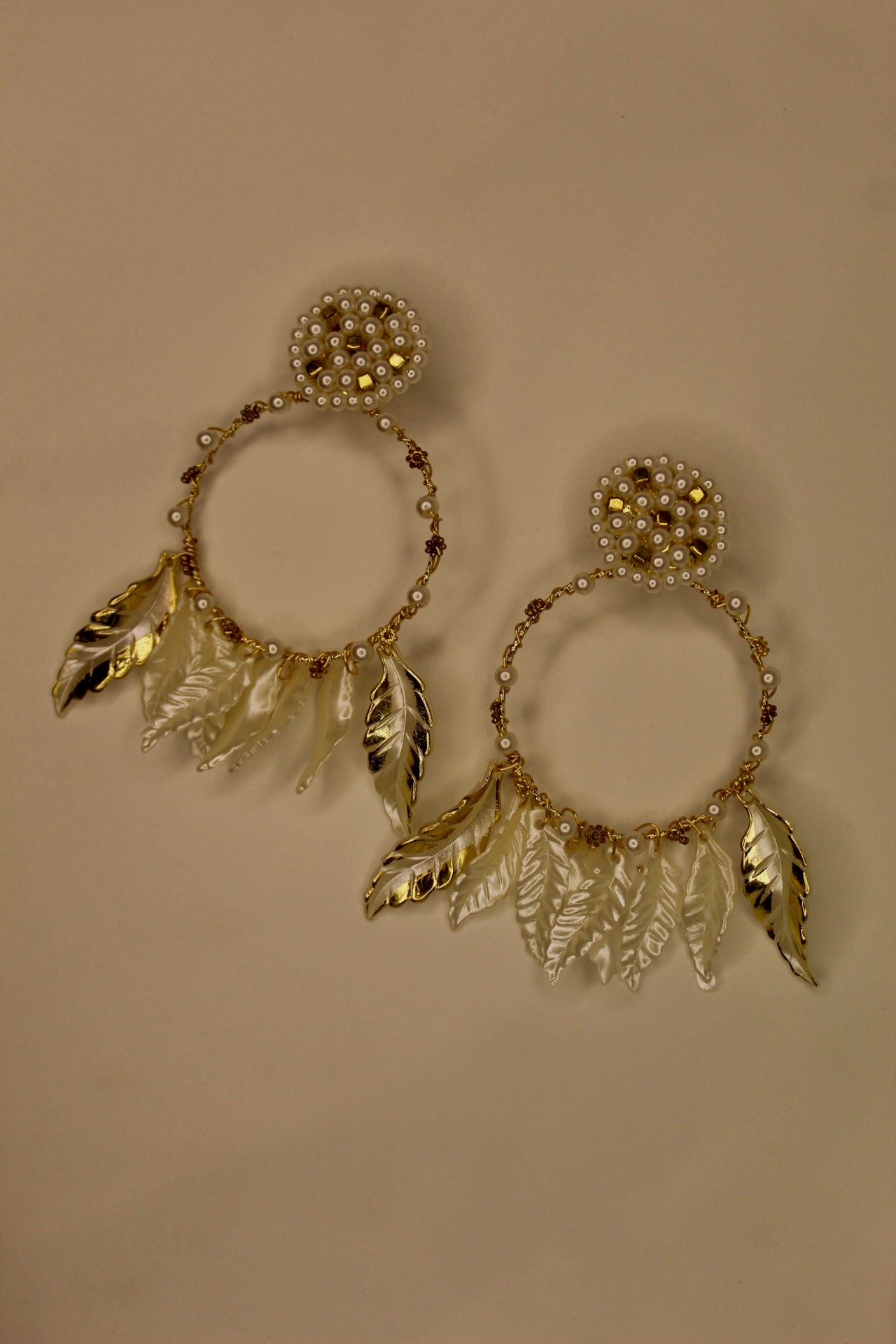 Aretes dorados