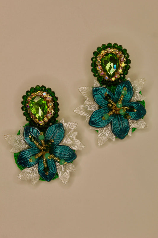 Aretes Artesanales de Flor con Brillantes Verdes